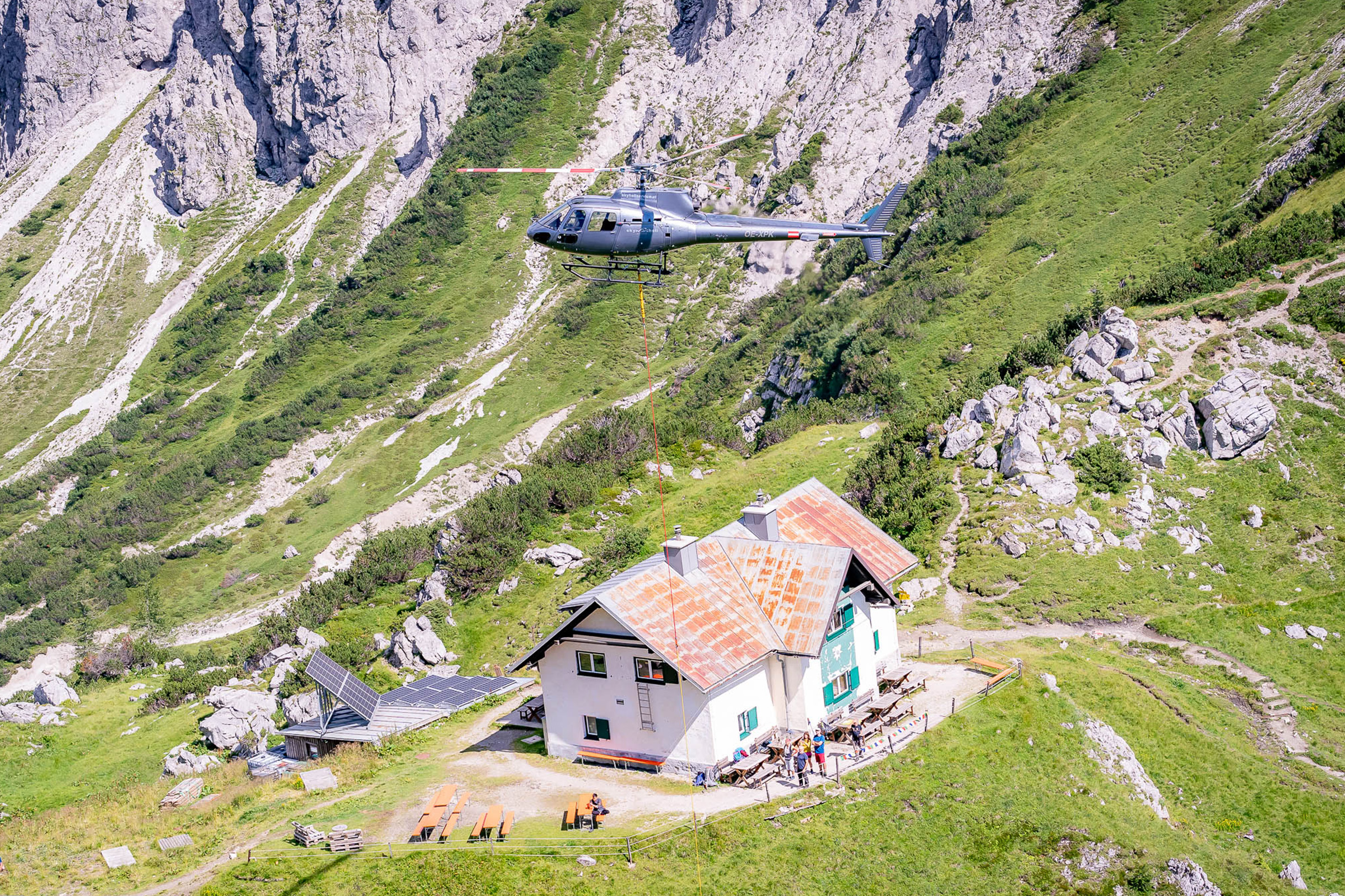 Sky heli service | Helikopter fliegen | Hubschrauber fliegen, SKYHELISERVICE arbeitsflug berg